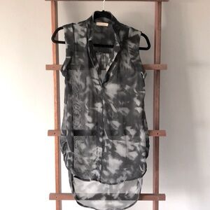LUSH sleeveless sheer blouse sz  M